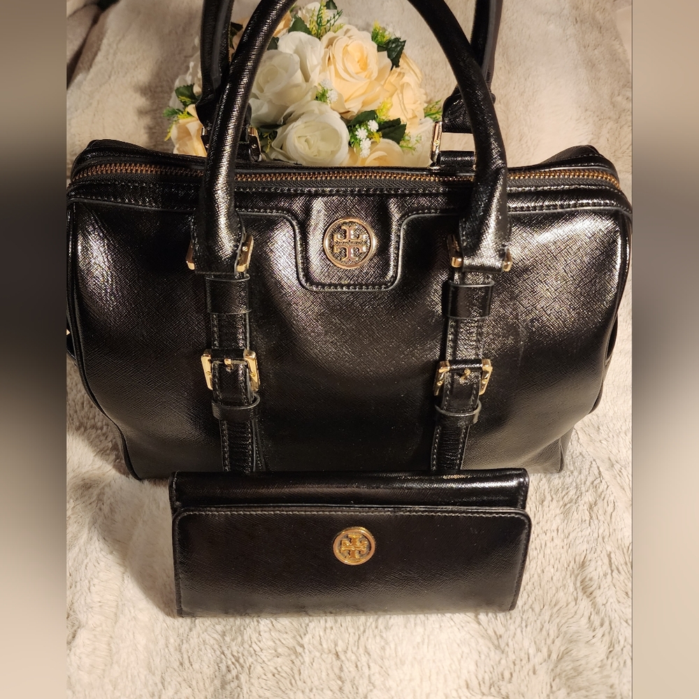 💕✨️Host Pick💕✨️Tory Burch Black Leather Satchel Bag and Wallet, EUC, RARE